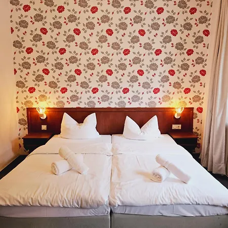 Ikura Self-check-in Лютерштадт-Айслебен