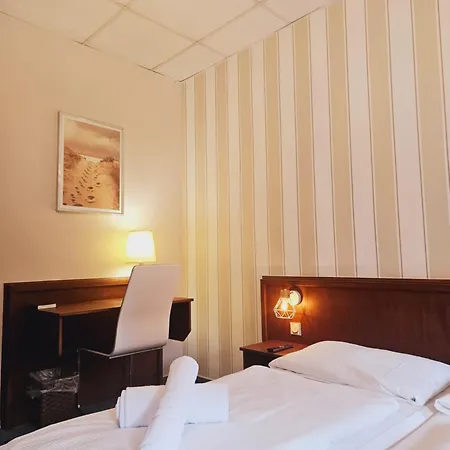 Ikura Self-check-in Hotel *