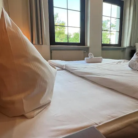 Ikura Self-check-in Hotel Lutherstadt Eisleben