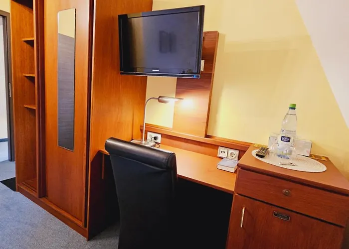 Ikura Self-check-in Hotel *